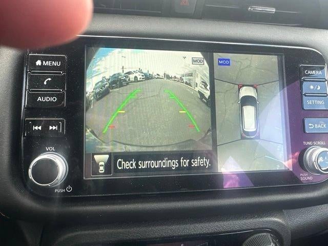 2023 Nissan Kicks SR FWD