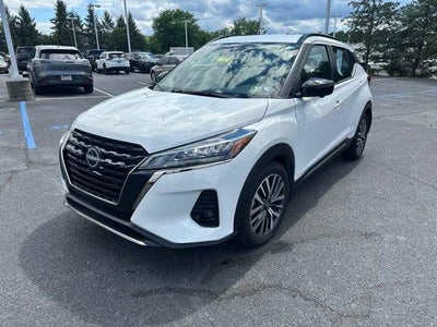 2023 Nissan Kicks SR FWD