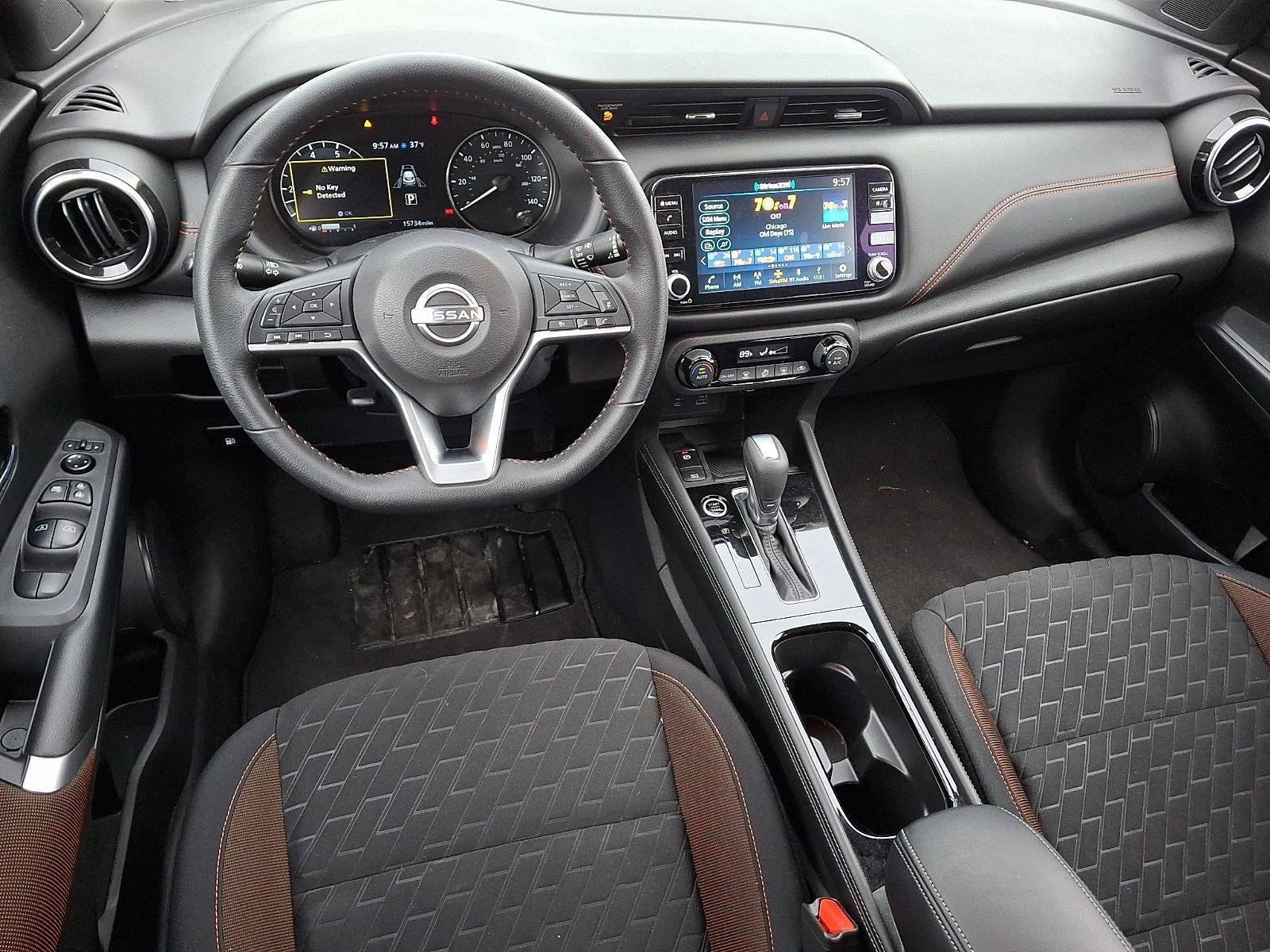 2022 Nissan Kicks SR