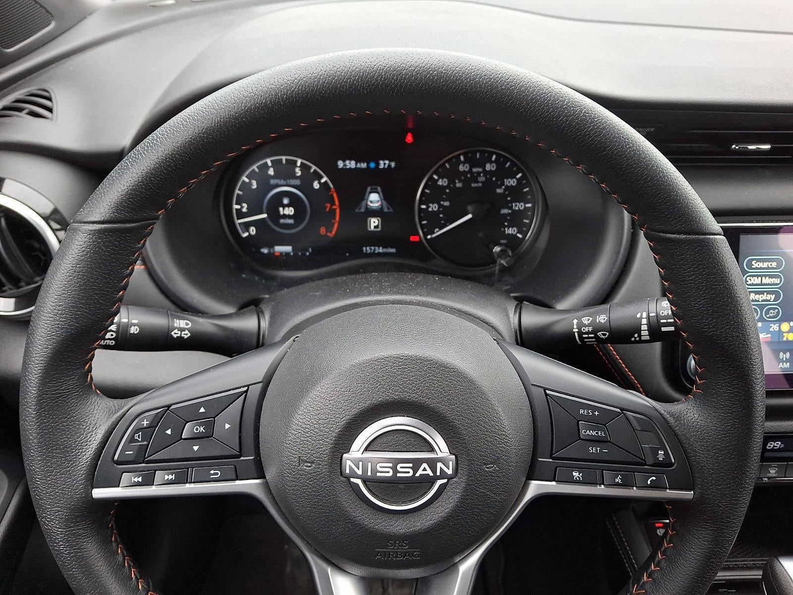 2022 Nissan Kicks SR