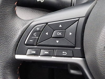 2022 Nissan Kicks SR