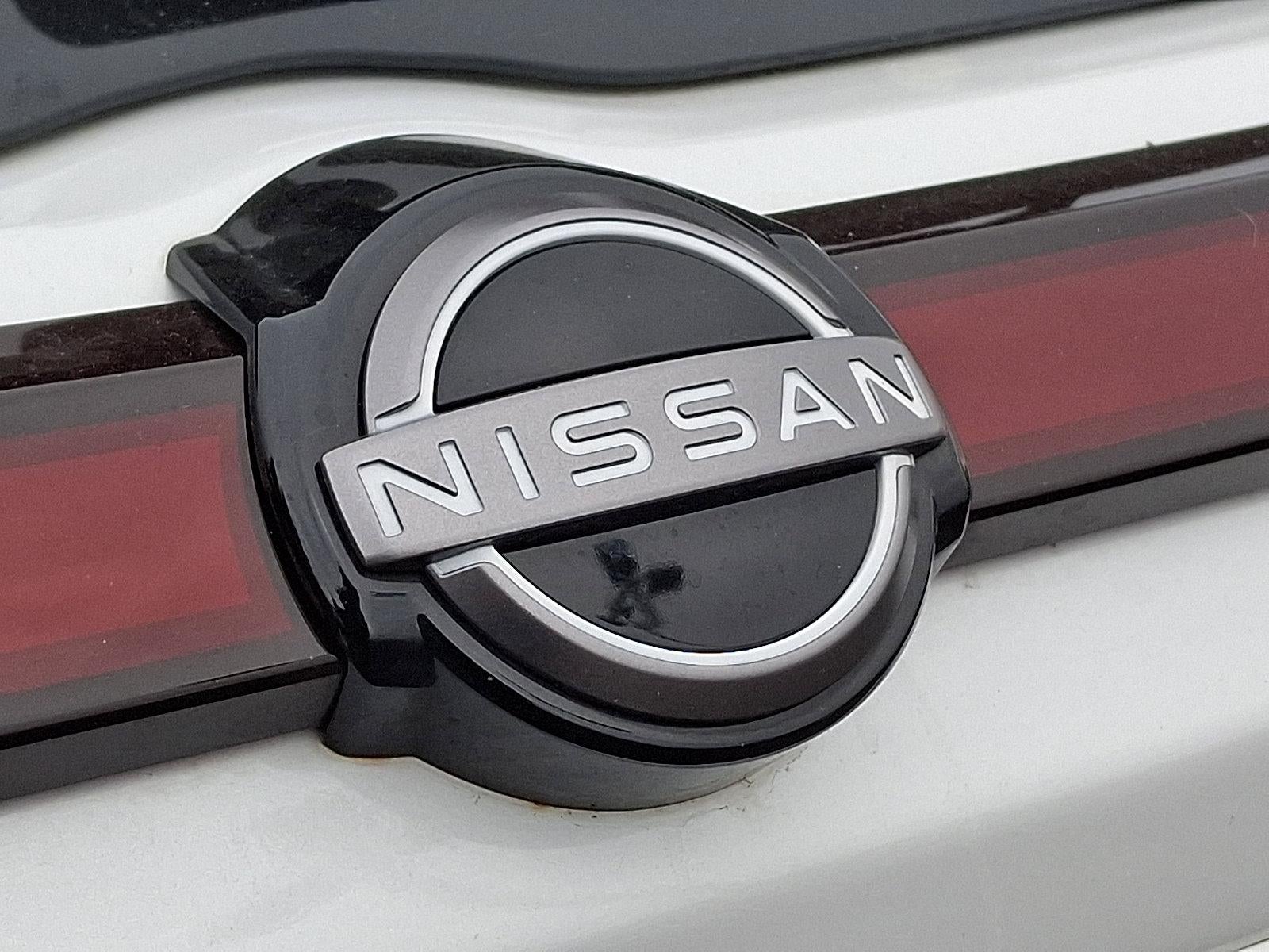 2022 Nissan Kicks SR