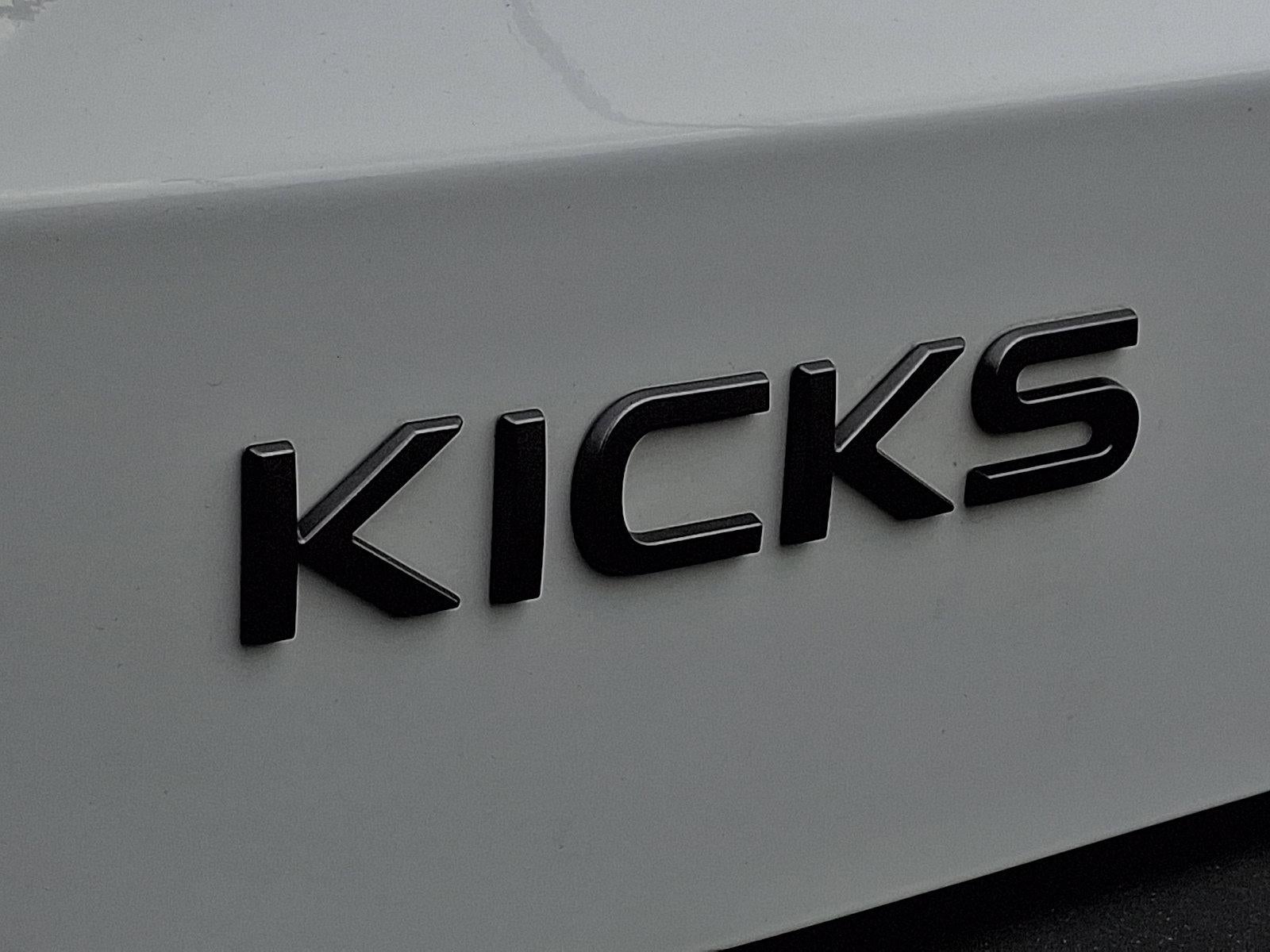 2025 Nissan Kicks SV