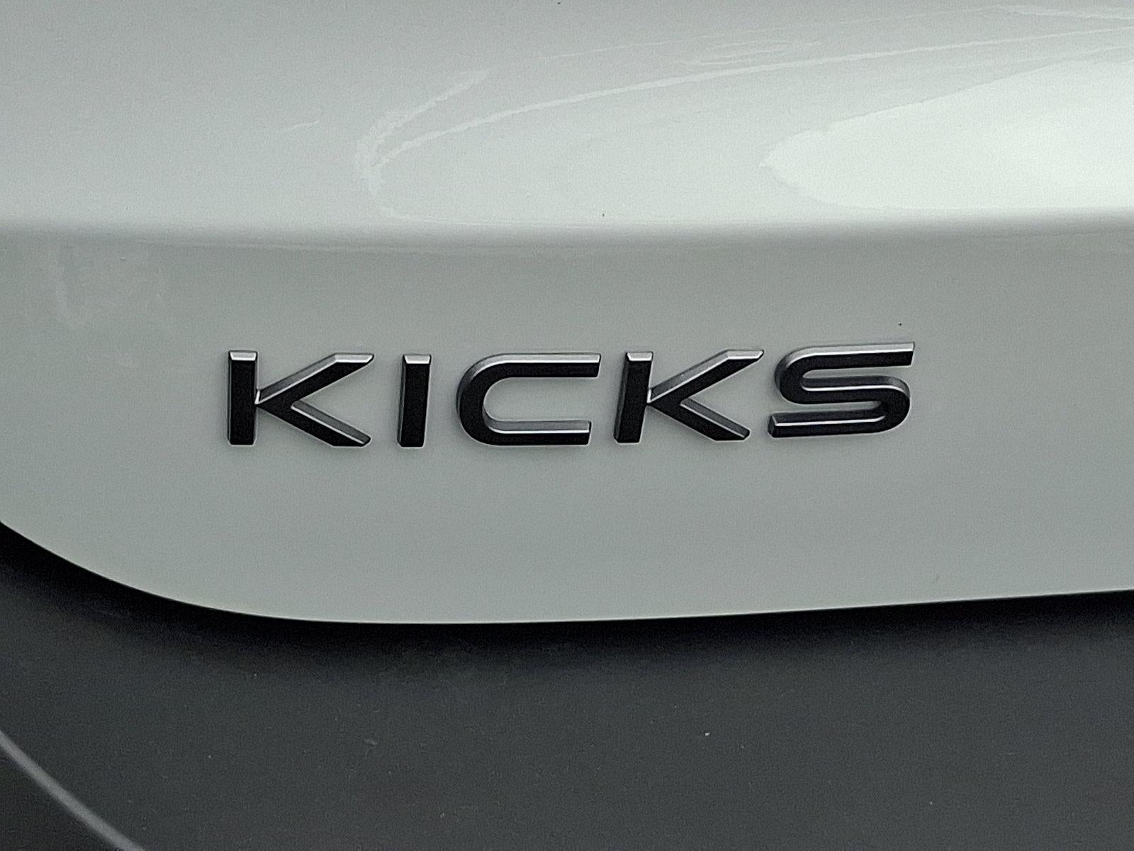 2027 Nissan Kicks SV