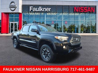 2017 Toyota Tacoma TRD Off Road Double Cab 5' Bed V6 4x4 AT (Natl)