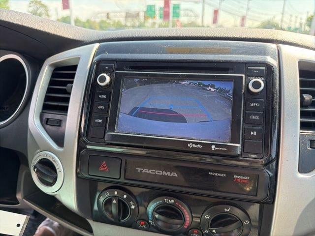 2015 Toyota Tacoma 4WD Double Cab Short Bed V6 Automatic (Natl)