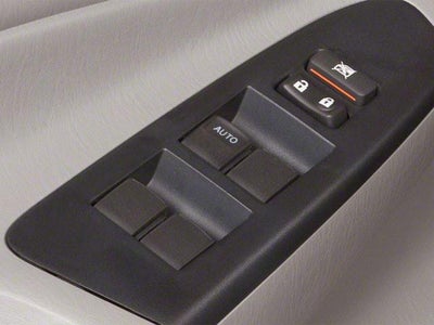 2013 Toyota Tacoma 4WD Double Cab Short Bed V6 Automatic (Natl)