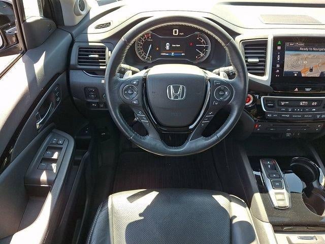 2016 Honda Pilot AWD 4dr Elite with DVD Rear Entertainment System and Navigation