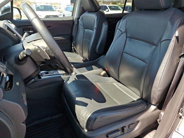 2016 Honda Pilot AWD 4dr Elite with DVD Rear Entertainment System and Navigation