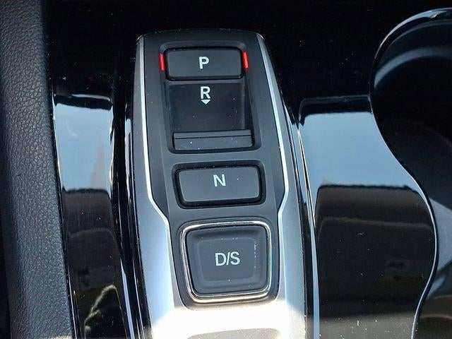 2016 Honda Pilot AWD 4dr Elite with DVD Rear Entertainment System and Navigation