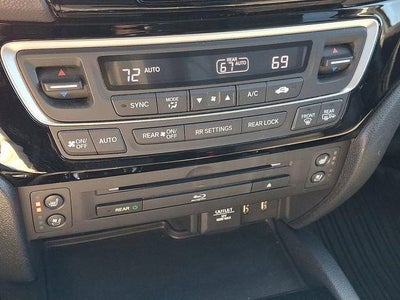 2016 Honda Pilot AWD 4dr Elite with DVD Rear Entertainment System and Navigation