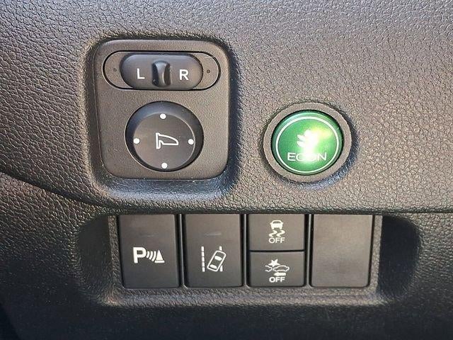 2016 Honda Pilot AWD 4dr Elite with DVD Rear Entertainment System and Navigation