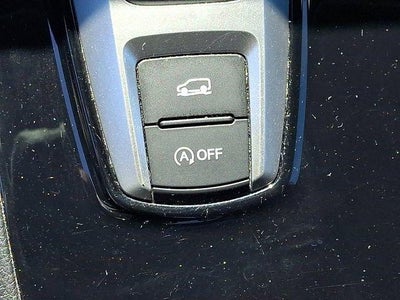 2016 Honda Pilot AWD 4dr Elite with DVD Rear Entertainment System and Navigation