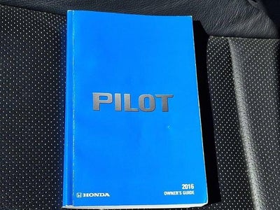 2016 Honda Pilot AWD 4dr Elite with DVD Rear Entertainment System and Navigation