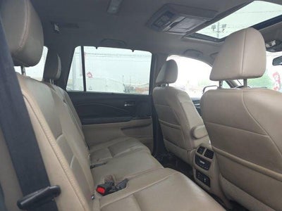 2016 Honda Pilot AWD EX-L with DVD Rear Entertainment System