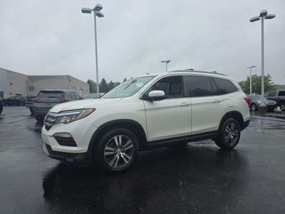 2016 Honda Pilot AWD EX-L with DVD Rear Entertainment System