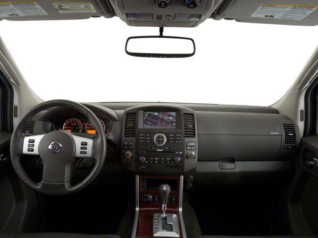 2011 Nissan Pathfinder 4WD 4dr V6 SV