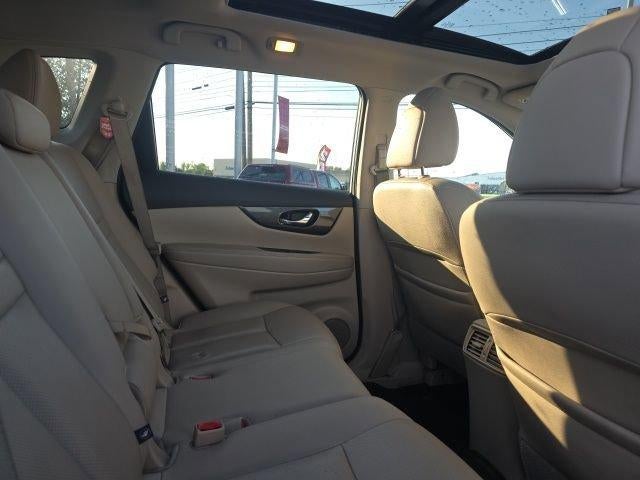 2016 Nissan Rogue AWD 4dr SL