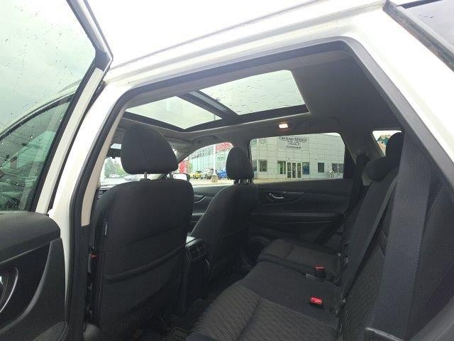 2017 Nissan Rogue AWD SV