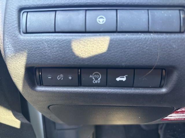 2023 Nissan Rogue AWD SV