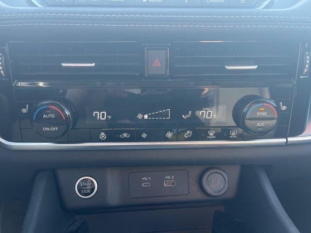 2023 Nissan Rogue AWD SV *Ltd Avail*