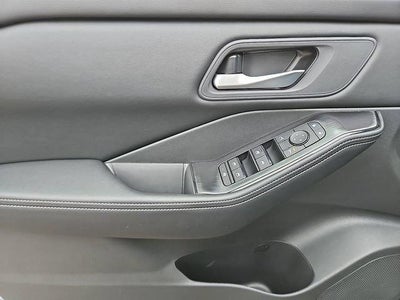 2026 Nissan Rogue AWD SV *Ltd Avail*
