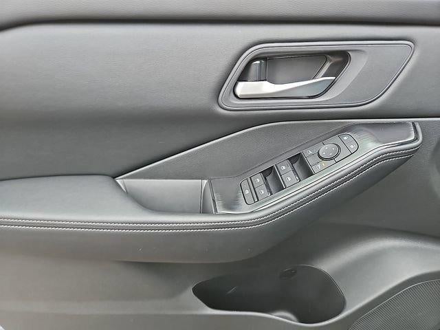 2026 Nissan Rogue AWD SV *Ltd Avail*