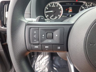 2025 Nissan Pathfinder S