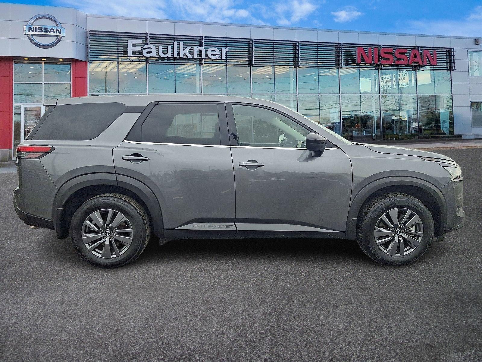 2025 Nissan Pathfinder S