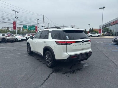 2023 Nissan Pathfinder SV 4WD