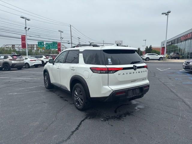 2023 Nissan Pathfinder SV 4WD
