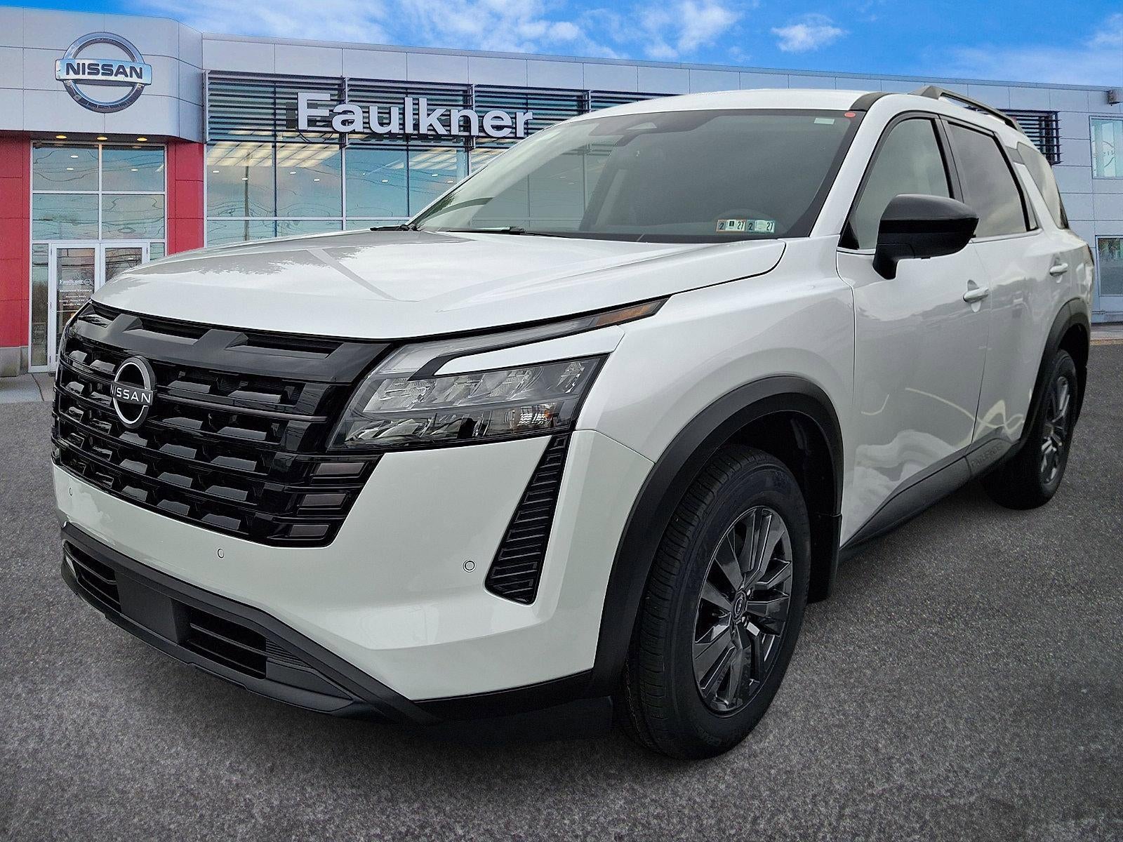 2026 Nissan Pathfinder SV