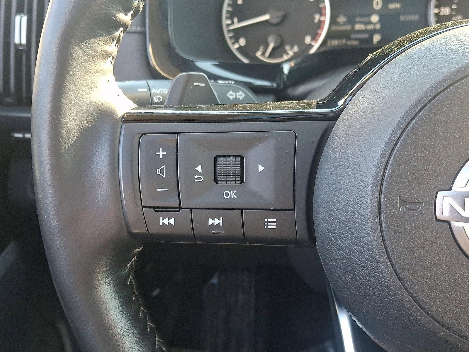 2024 Nissan Pathfinder SL