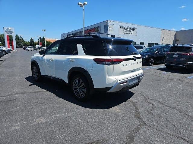 2024 Nissan Pathfinder SL 4WD