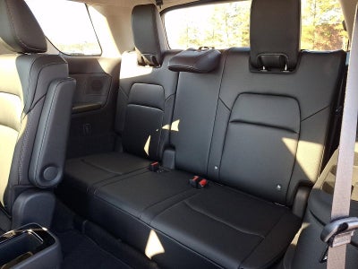 2023 Nissan Pathfinder SL 4WD