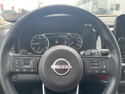 2023 Nissan Pathfinder SL 4WD