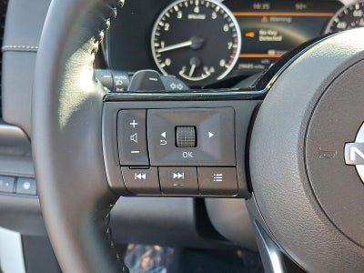 2023 Nissan Pathfinder SL 4WD