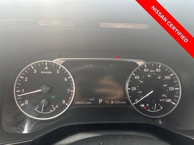 2024 Nissan Pathfinder SL