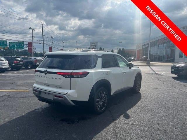 2024 Nissan Pathfinder SL