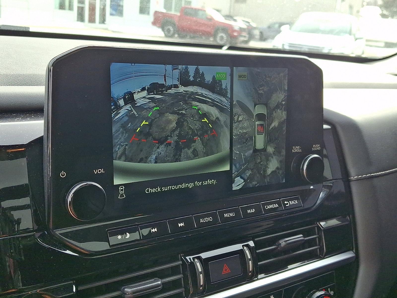 2023 Nissan Pathfinder SL