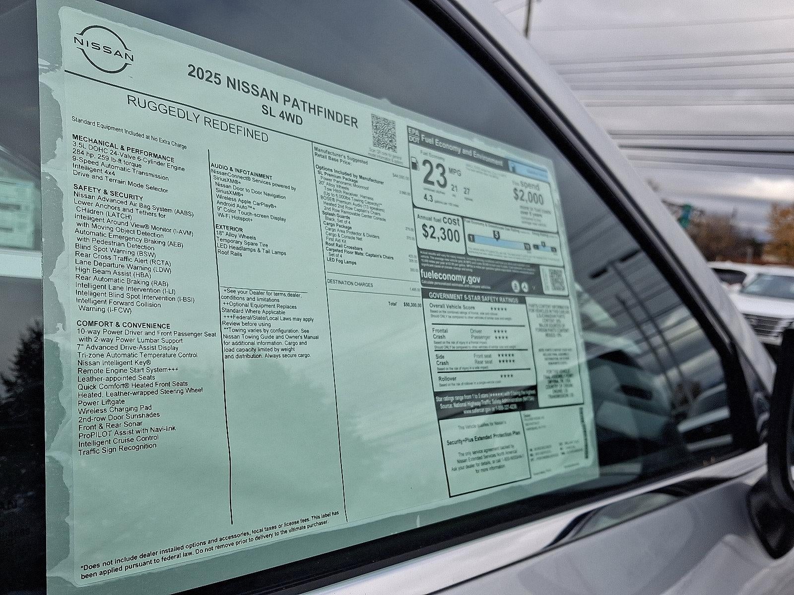 2025 Nissan Pathfinder SL