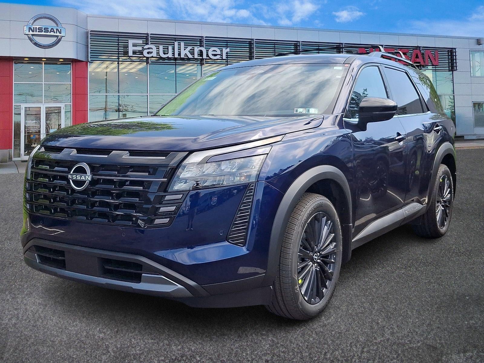 2026 Nissan Pathfinder SL