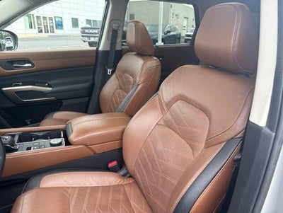2022 Nissan Pathfinder Platinum