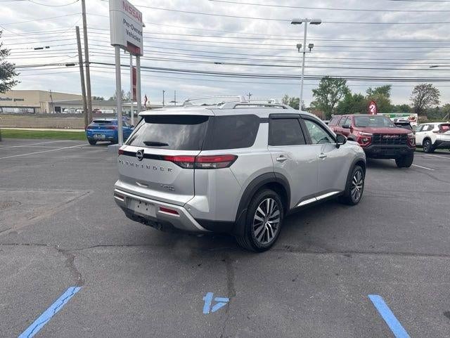 2022 Nissan Pathfinder Platinum