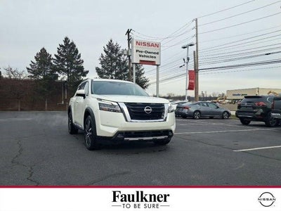 2023 Nissan Pathfinder Platinum