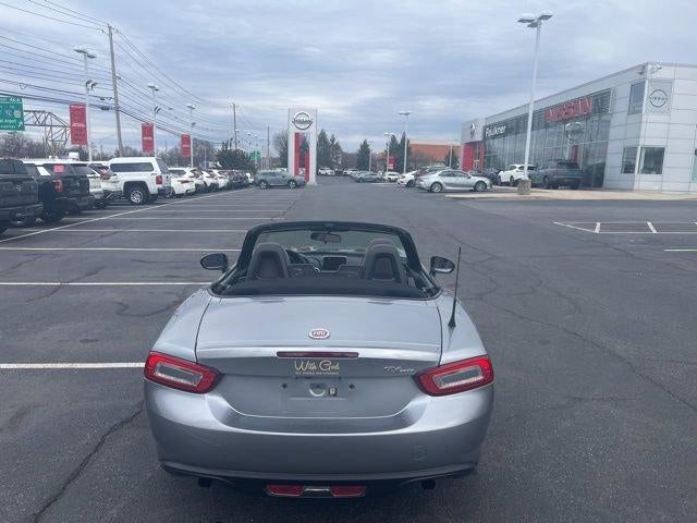 2017 FIAT 124 Spider Classica Convertible