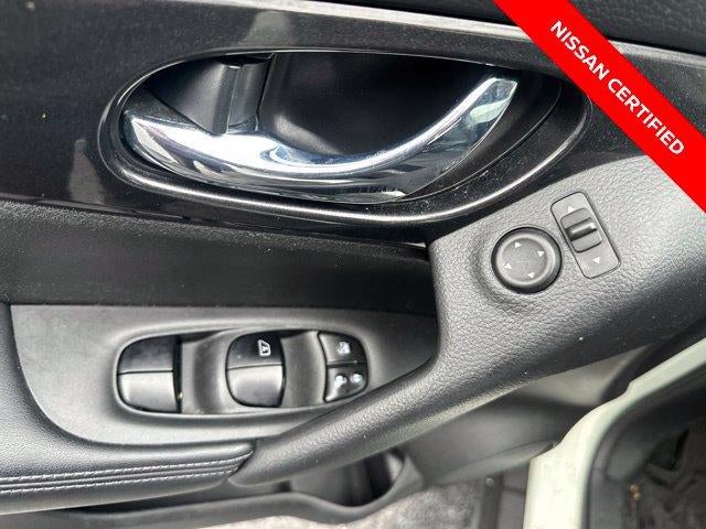 2017 Nissan Rogue AWD SV