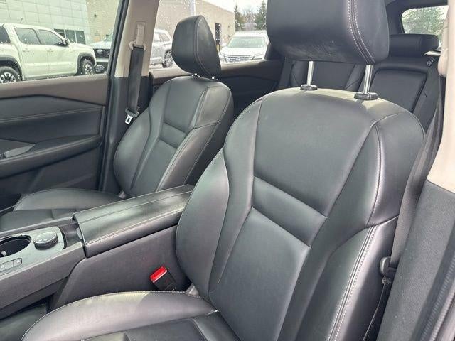 2023 Nissan Rogue AWD SV *Ltd Avail*