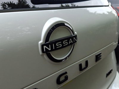 2026 Nissan Rogue Dark Armor™