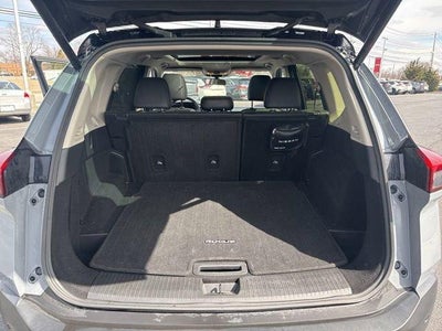 2023 Nissan Rogue AWD SV